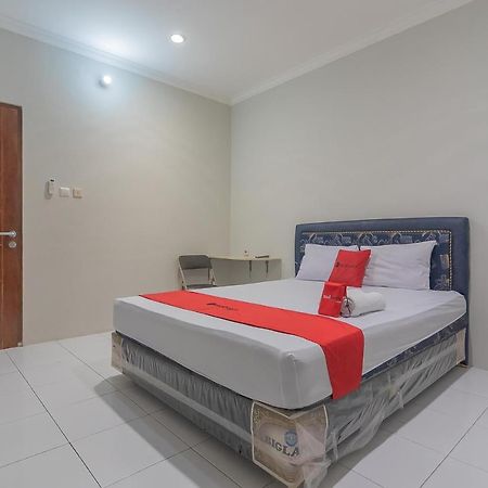 Reddoorz Plus At Bukit Cinta Street Balikpapan Klandasan Kecil Eksteriør billede