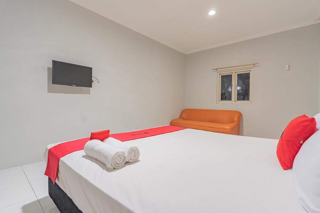 Reddoorz Plus At Bukit Cinta Street Balikpapan Klandasan Kecil Eksteriør billede